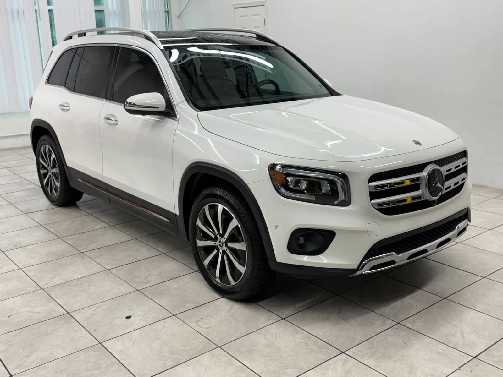 Used 2023 Mercedes-Benz GLB 250 w/ Premium Package