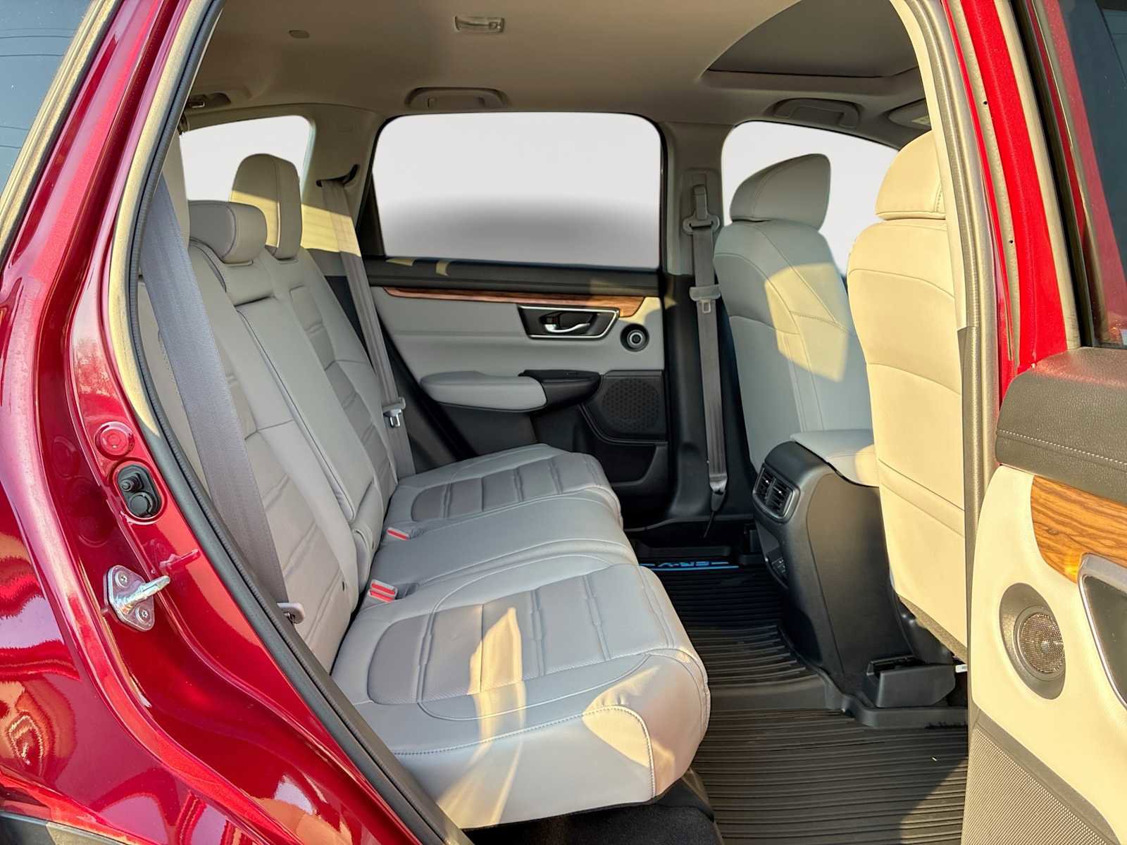 Used 2022 Honda CR-V Touring image 28