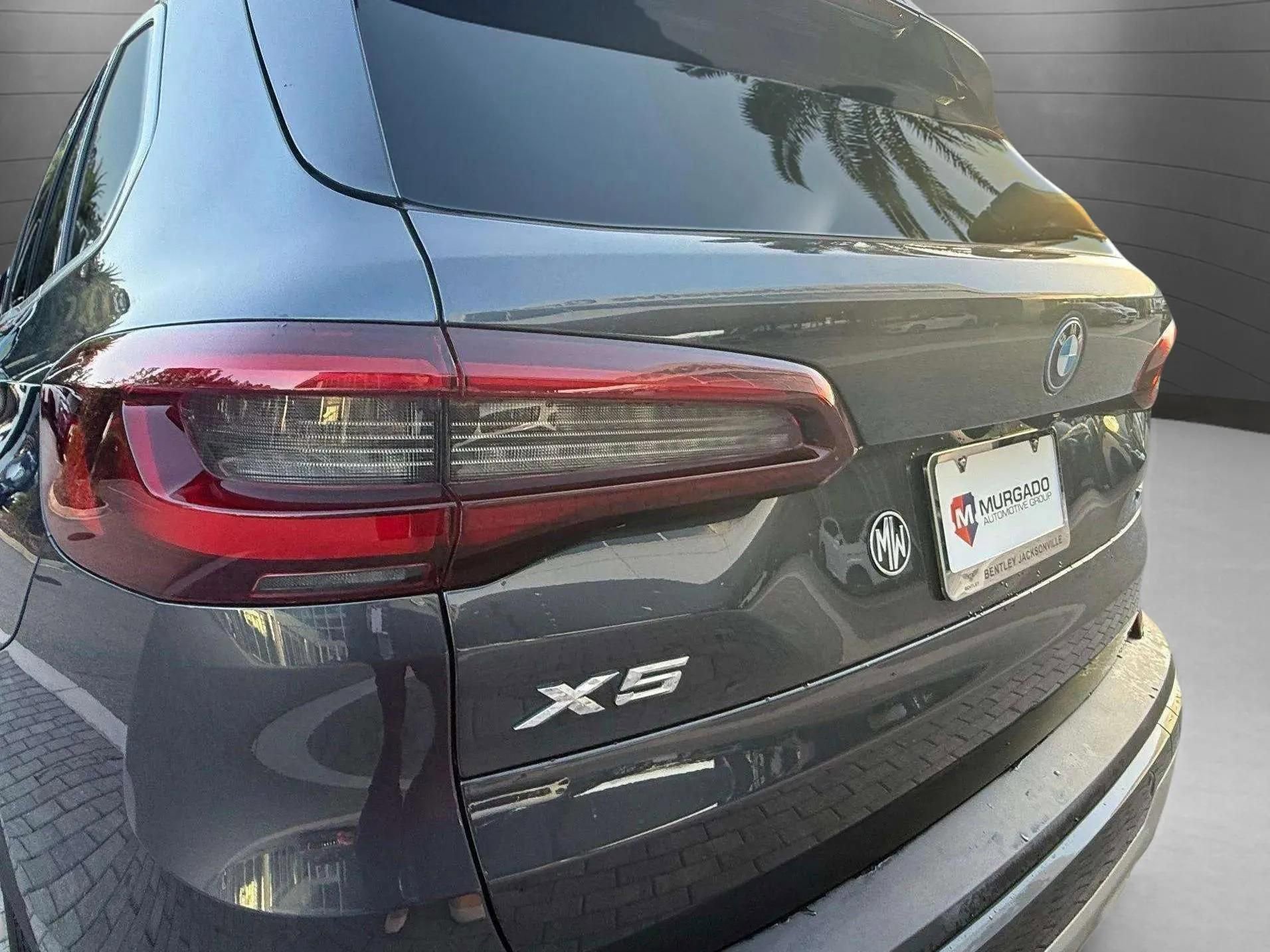 Used 2022 BMW X5 xDrive45e w/ Climate Comfort Package image 12