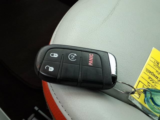 Used 2015 Jeep Renegade Limited AWD/4WD image 28