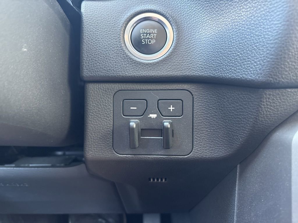 Used 2022 Toyota Tundra SR5 w/ Advanced Technology Package image 24