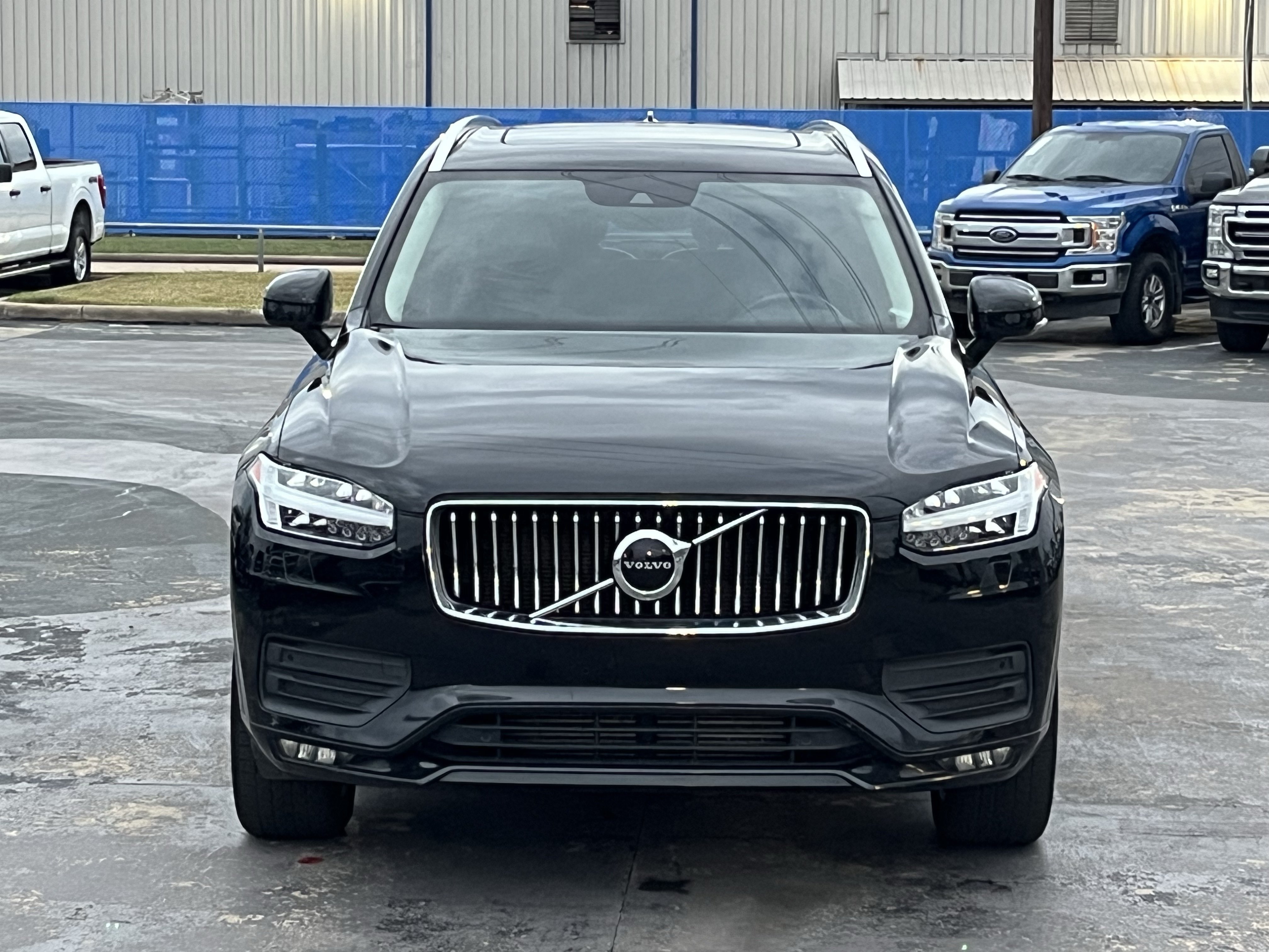 Used 2022 Volvo XC90 T5 Momentum AWD/4WD image 6