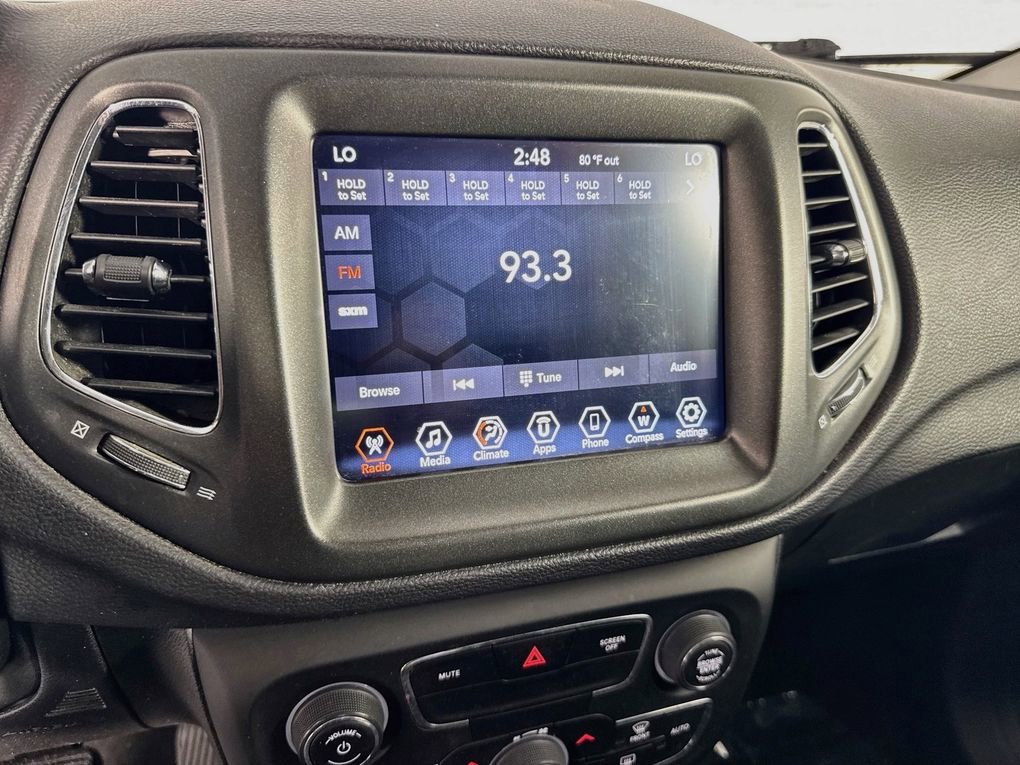 Used 2020 Jeep Compass Trailhawk AWD/4WD image 18