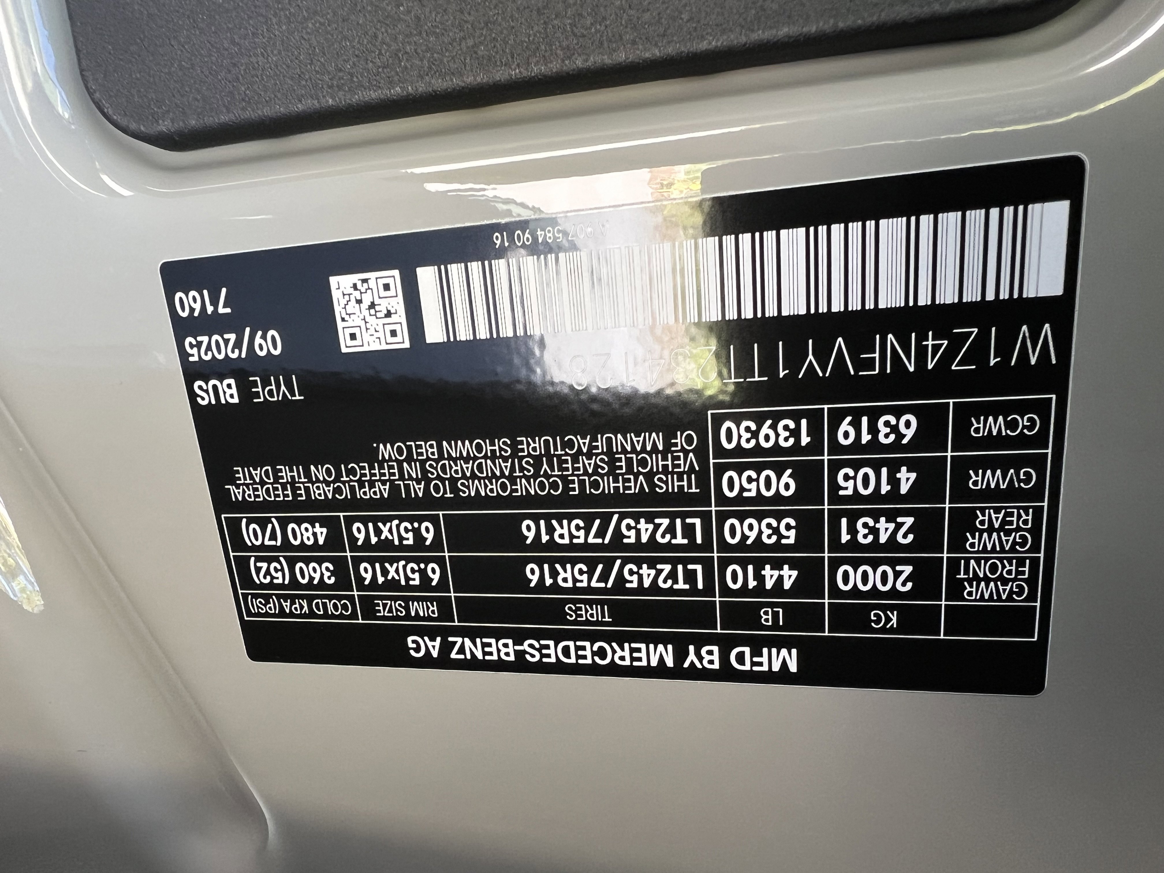 New 2026 Mercedes-Benz Sprinter 2500 image 32