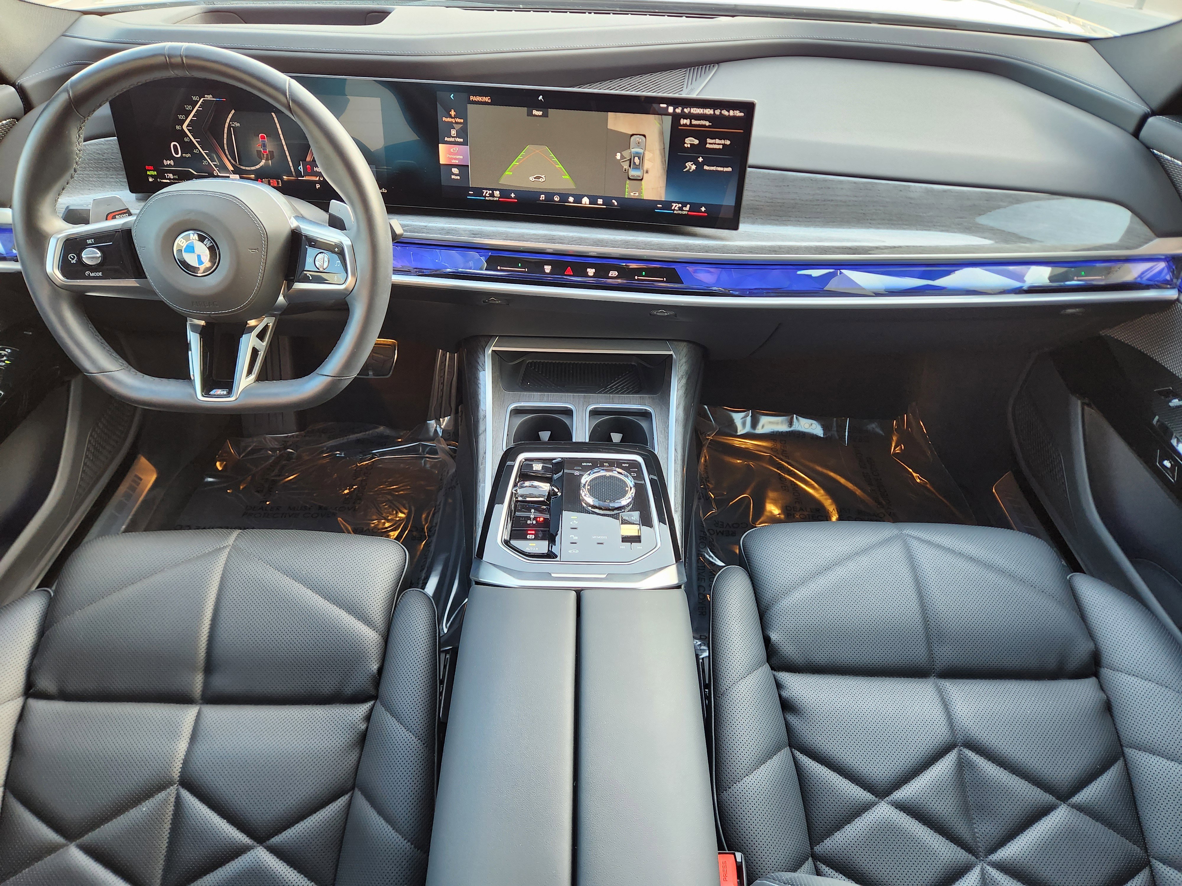 Used 2025 BMW 740i xDrive w/ Premium Package image 24