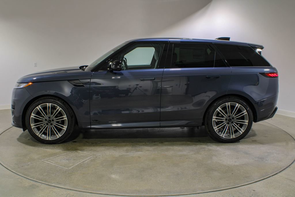 New 2026 Land Rover Range Rover Sport Dynamic SE AWD/4WD image 2