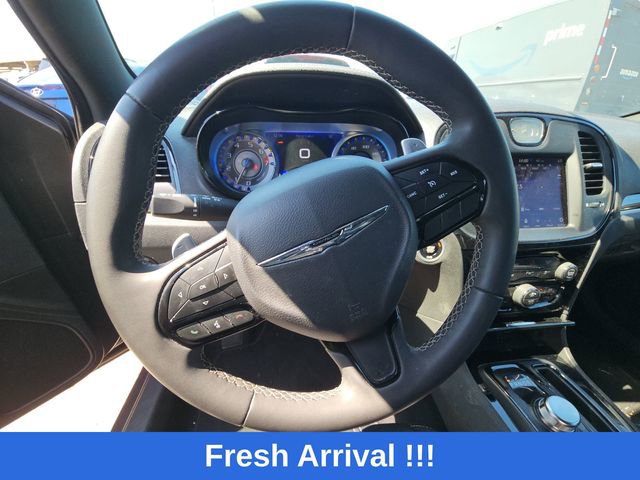 Used 2023 Chrysler 300 S image 7