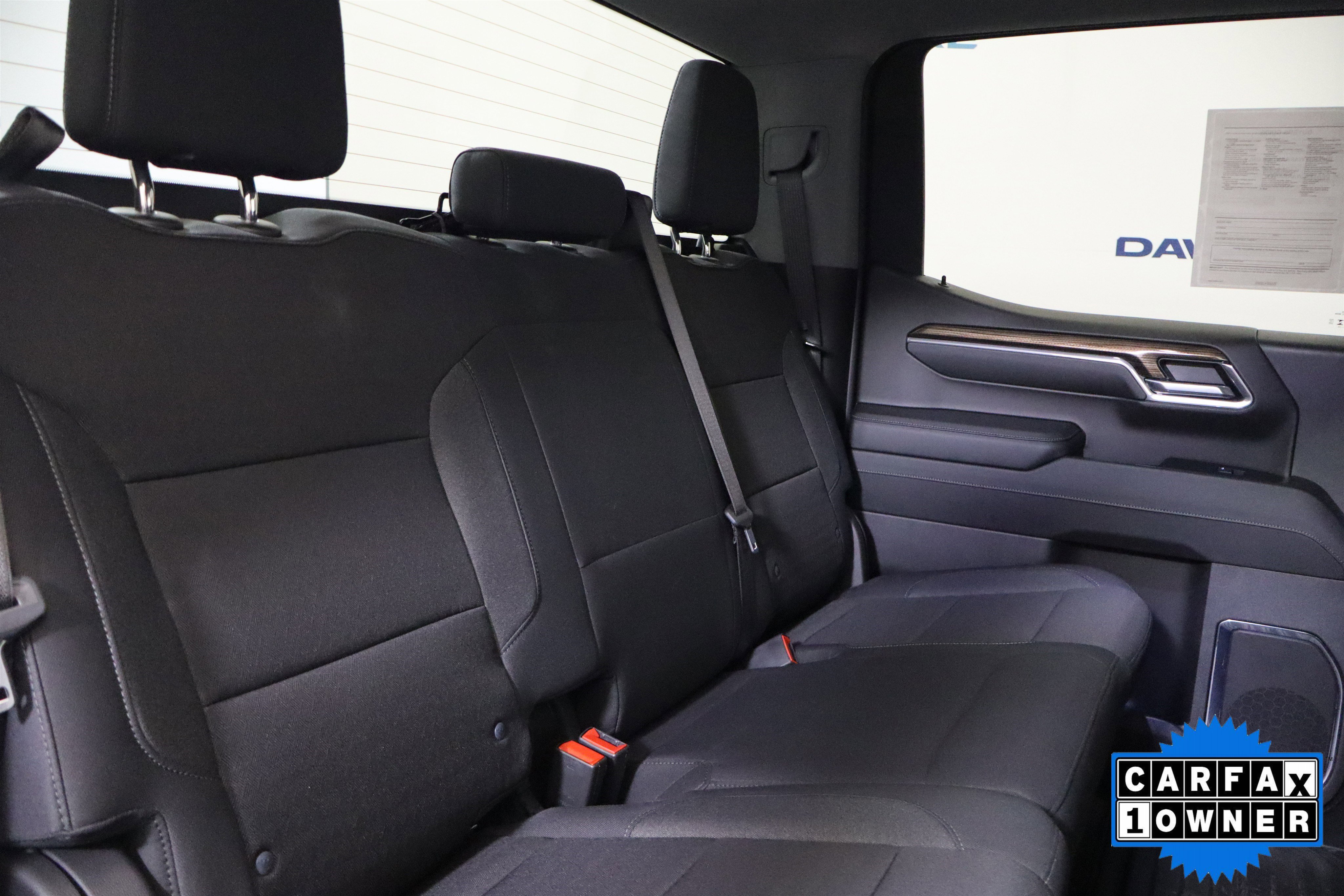 Used 2024 Chevrolet Silverado 1500 LT image 22