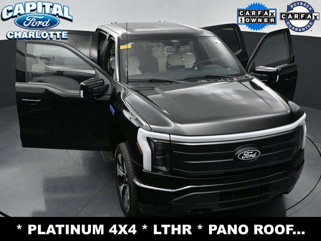Used 2025 Ford F150 Lightning Platinum AWD/4WD image 32