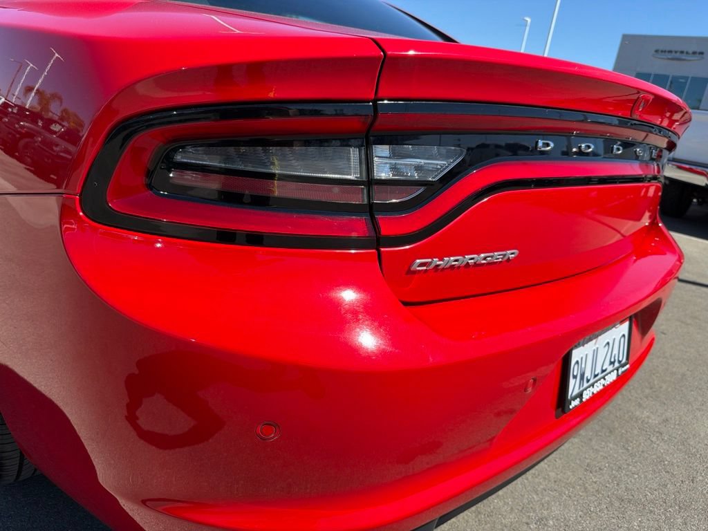Used 2022 Dodge Charger SXT RWD image 6