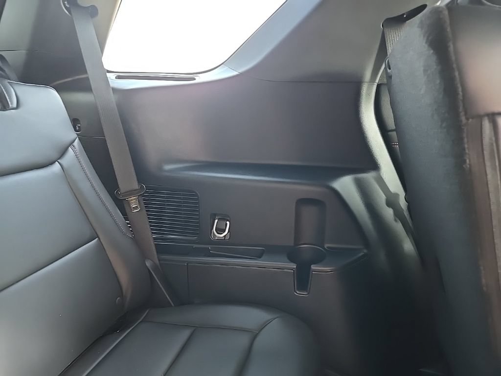 Used 2025 Ford Explorer ST-Line AWD/4WD image 88