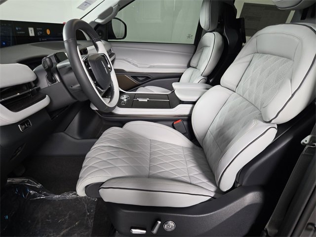 New 2026 Lincoln Navigator L Black Label image 13