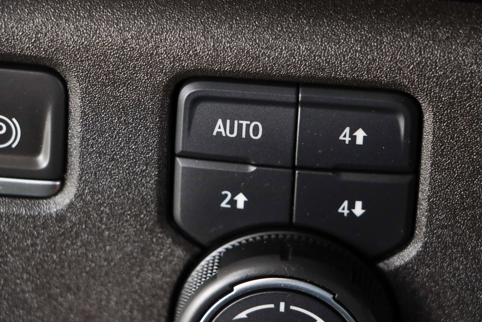 Used 2024 Chevrolet Silverado 3500 High Country w/ High Country Premium Package AWD/4WD image 24