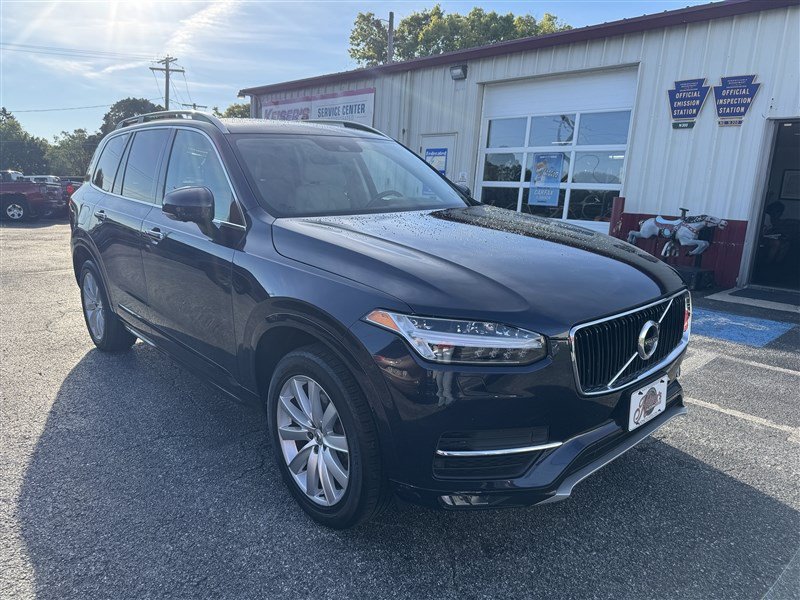Used 2017 Volvo XC90 T6 Momentum w/ Vision Package AWD/4WD image 2