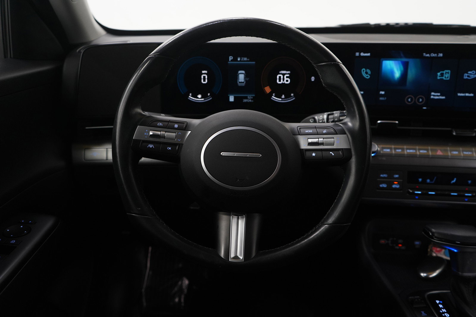 Used 2024 Hyundai Kona SEL image 13