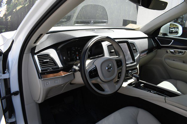 Used 2019 Volvo XC90 T5 Momentum image 14