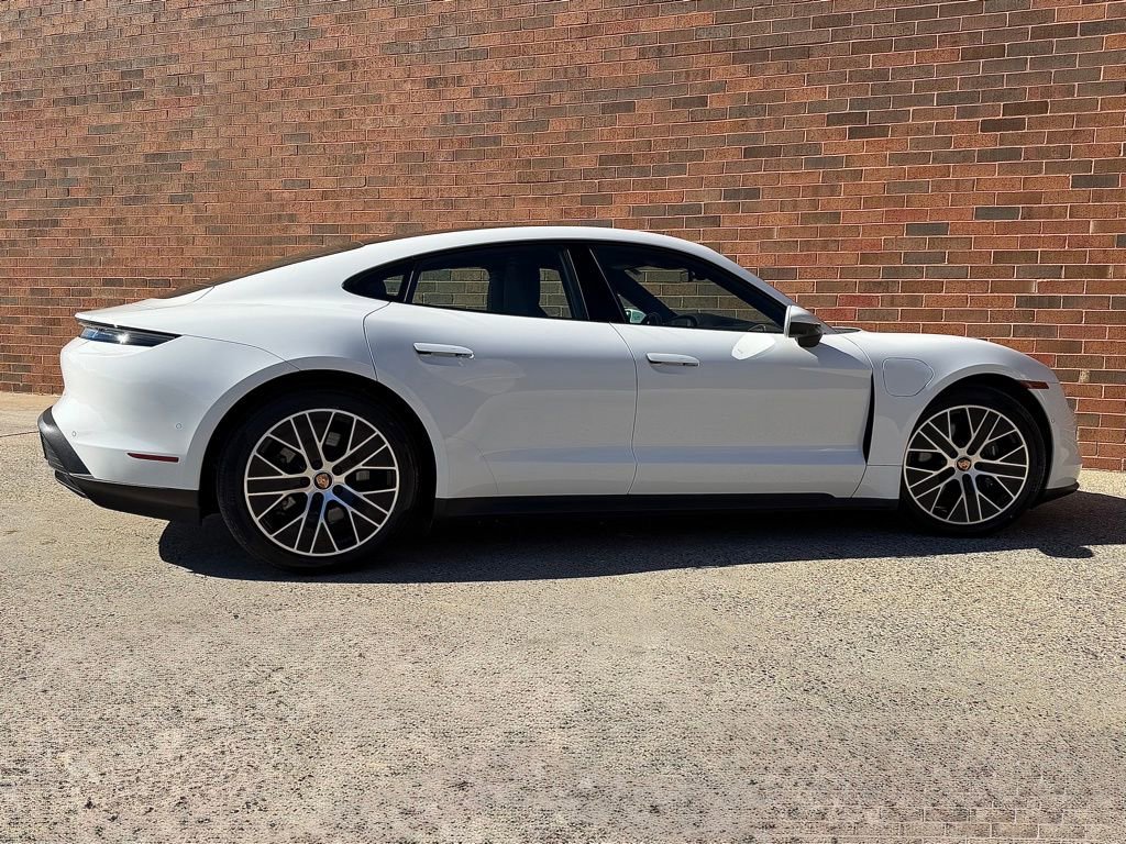 Certified 2024 Porsche Taycan image 7