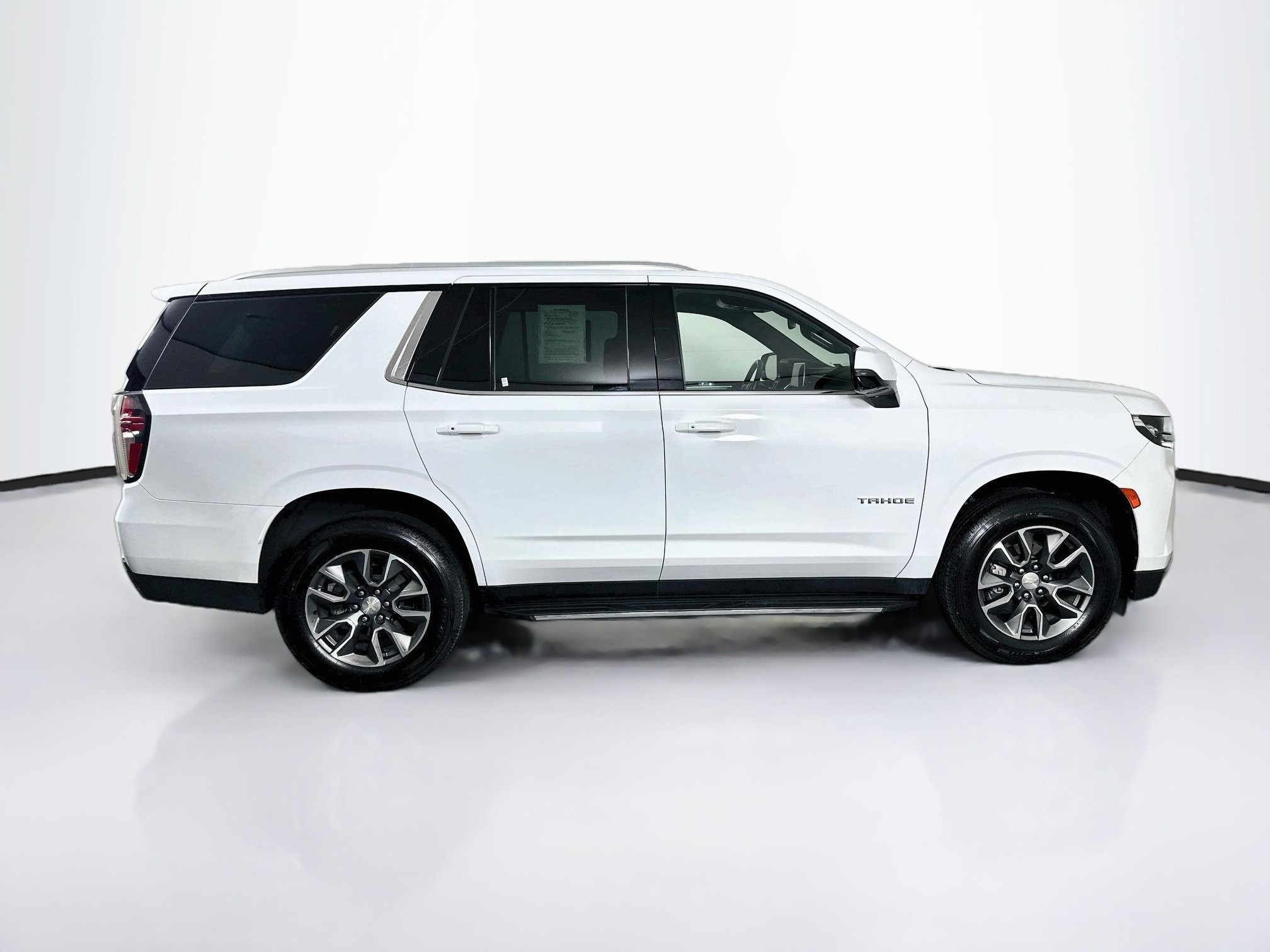 Used 2023 Chevrolet Tahoe LT w/ Luxury Package RWD image 10