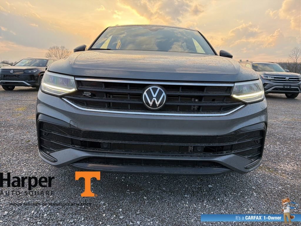 Used 2024 Volkswagen Tiguan SE R-Line w/ MDO Package, Three-Row image 8