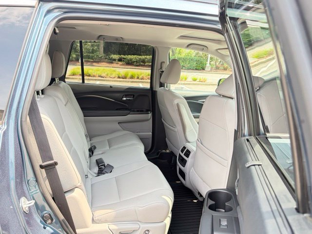 Used 2021 Honda Pilot Special Edition image 32