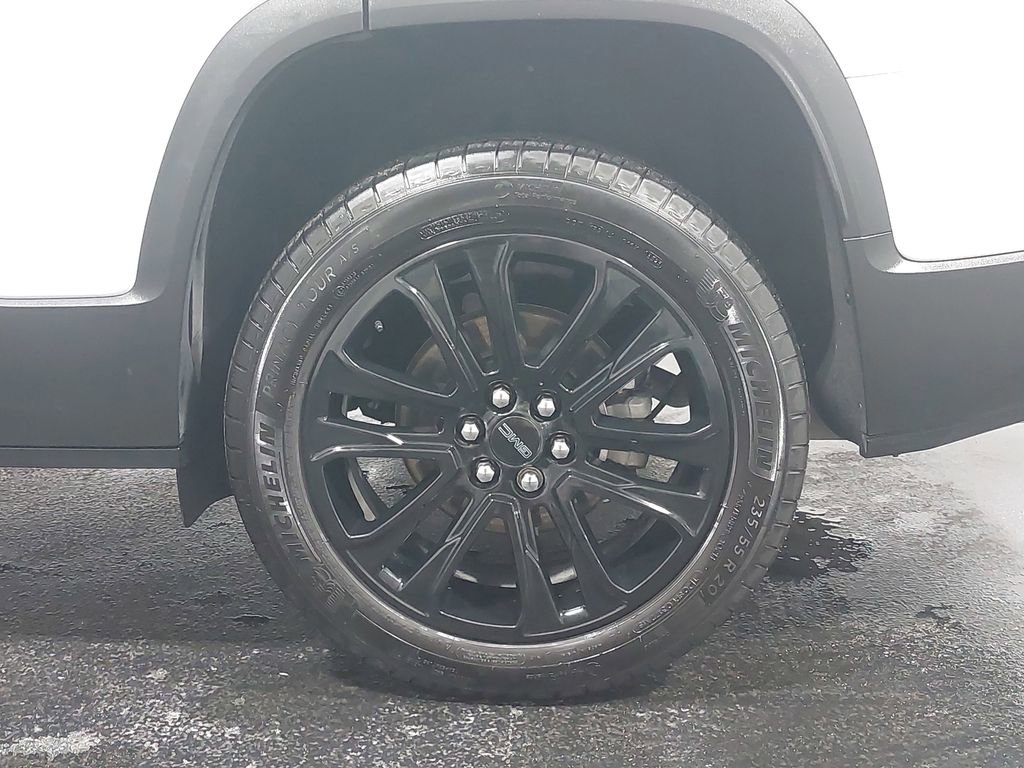 Used 2023 GMC Acadia SLE w/ Driver Convenience Package image 36