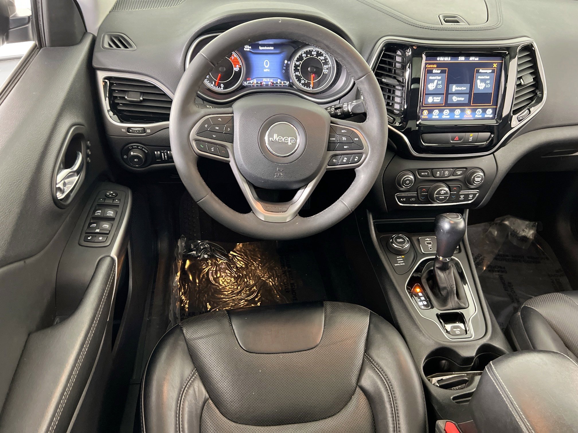 Used 2022 Jeep Cherokee Limited image 22