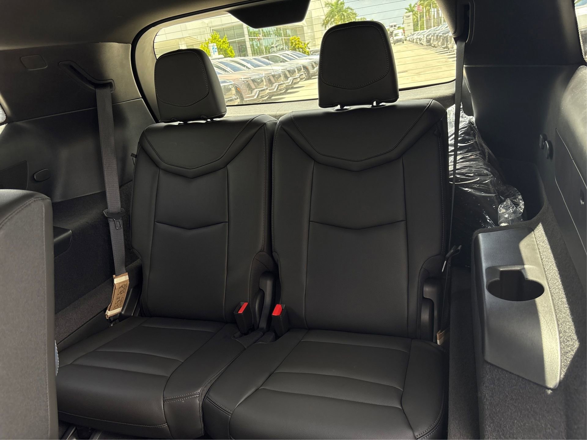 New 2025 Cadillac XT6 Luxury image 12