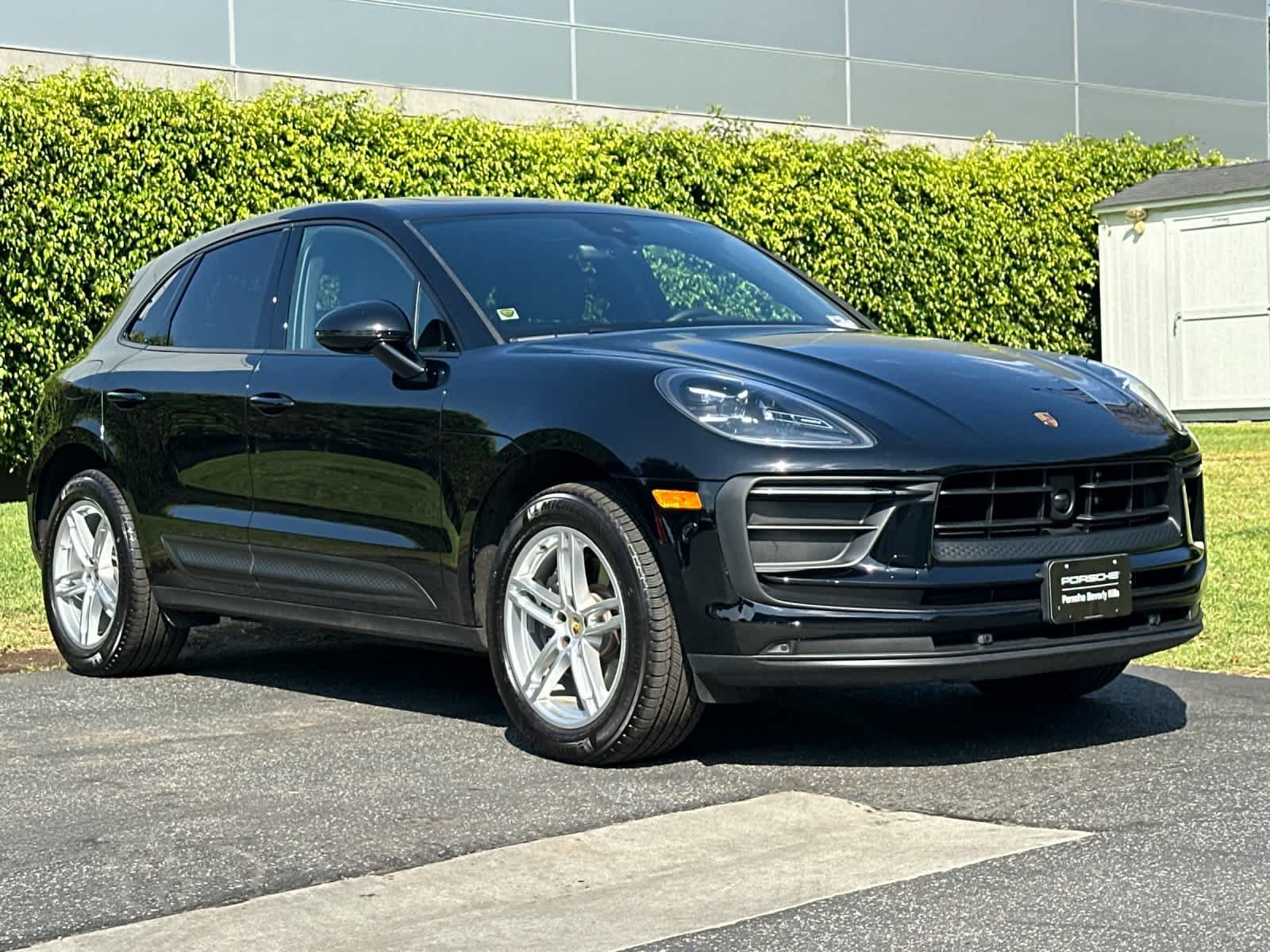 New 2026 Porsche Macan AWD/4WD image 10
