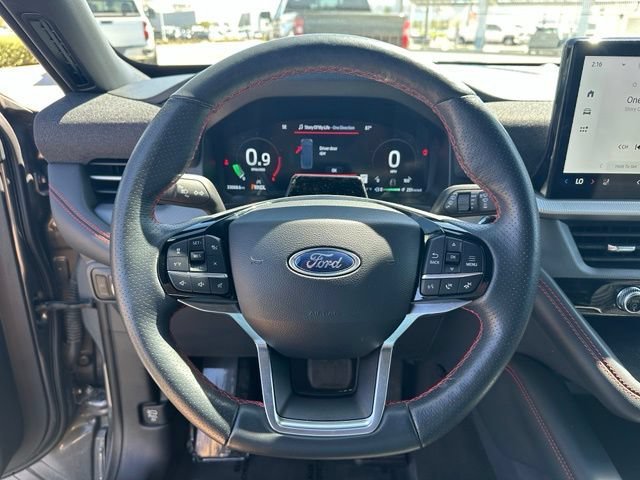Used 2025 Ford Explorer ST-Line AWD/4WD image 18