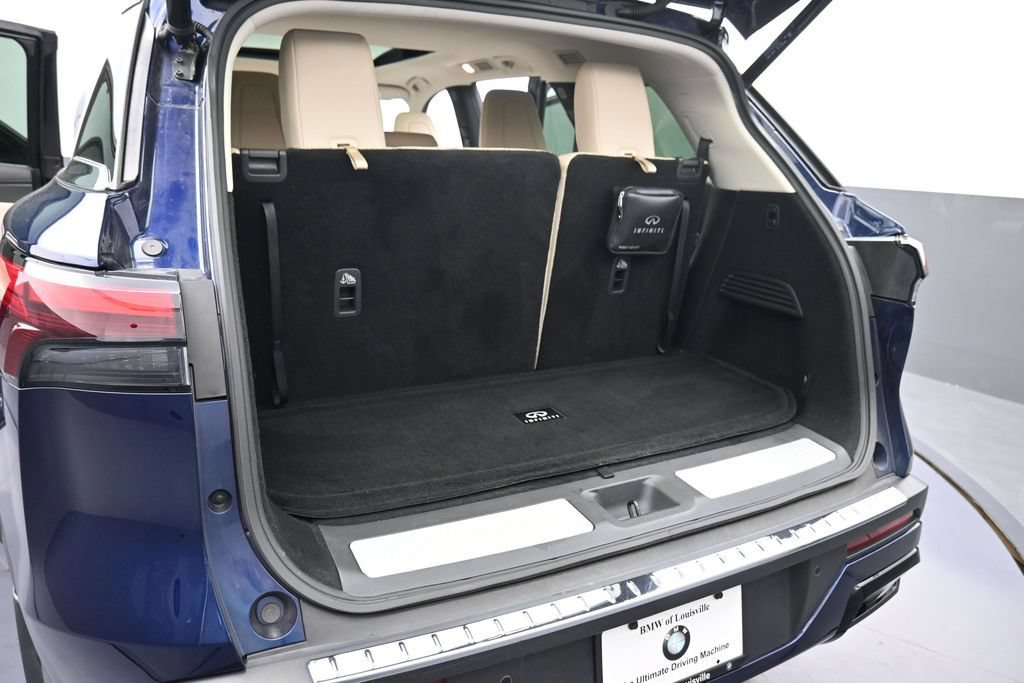 Used 2023 INFINITI QX60 Luxe w/ Vision Package AWD/4WD image 18