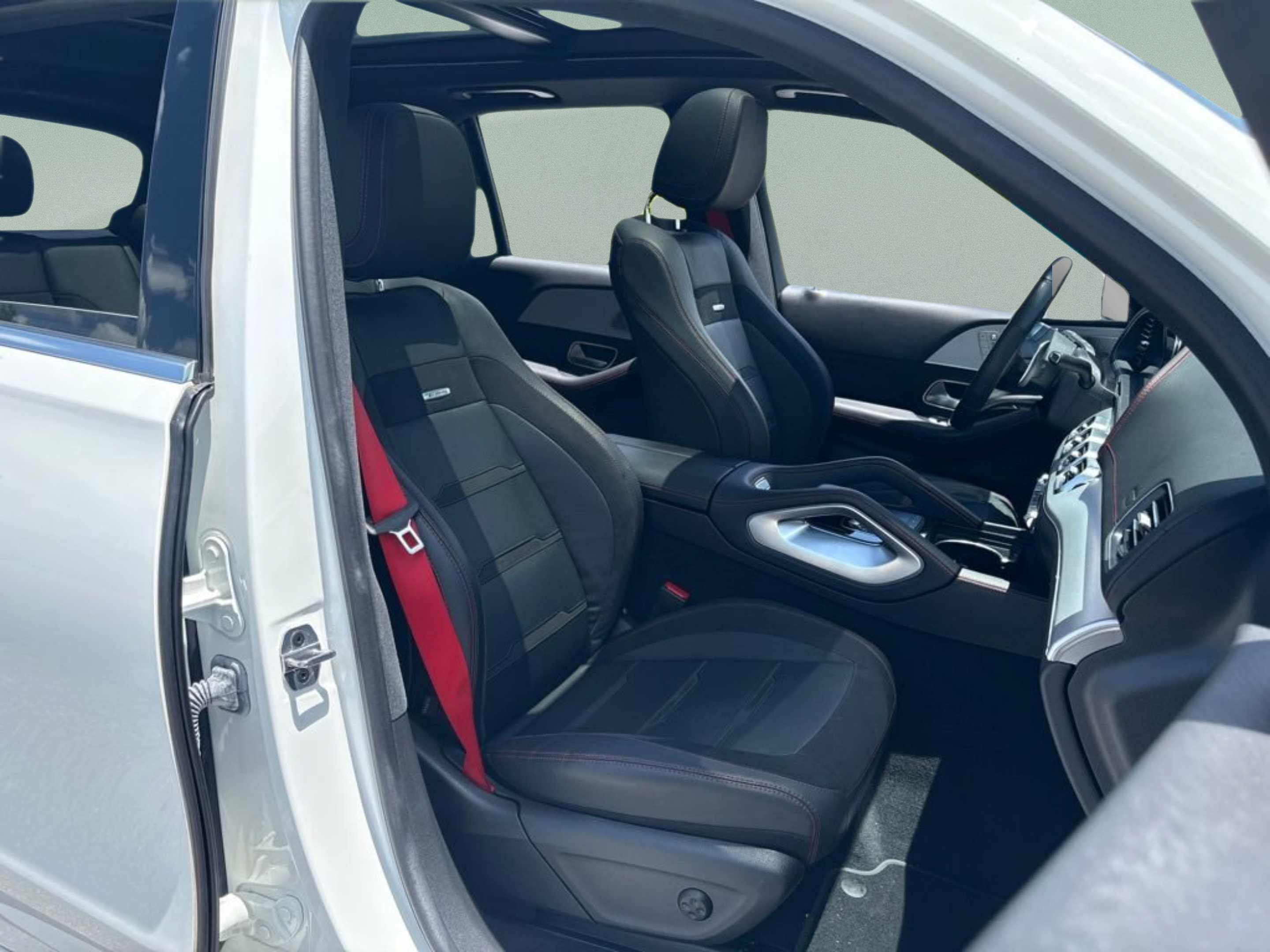 Used 2023 Mercedes-Benz GLE 53 AMG 4MATIC image 32