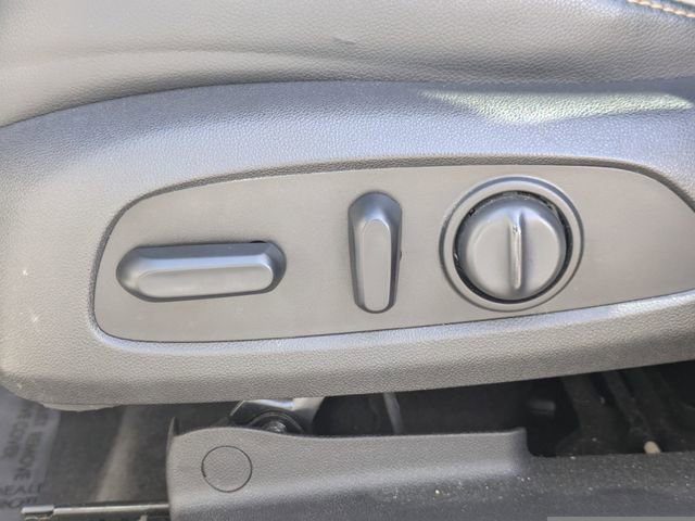 Used 2019 GMC Terrain SLT image 23