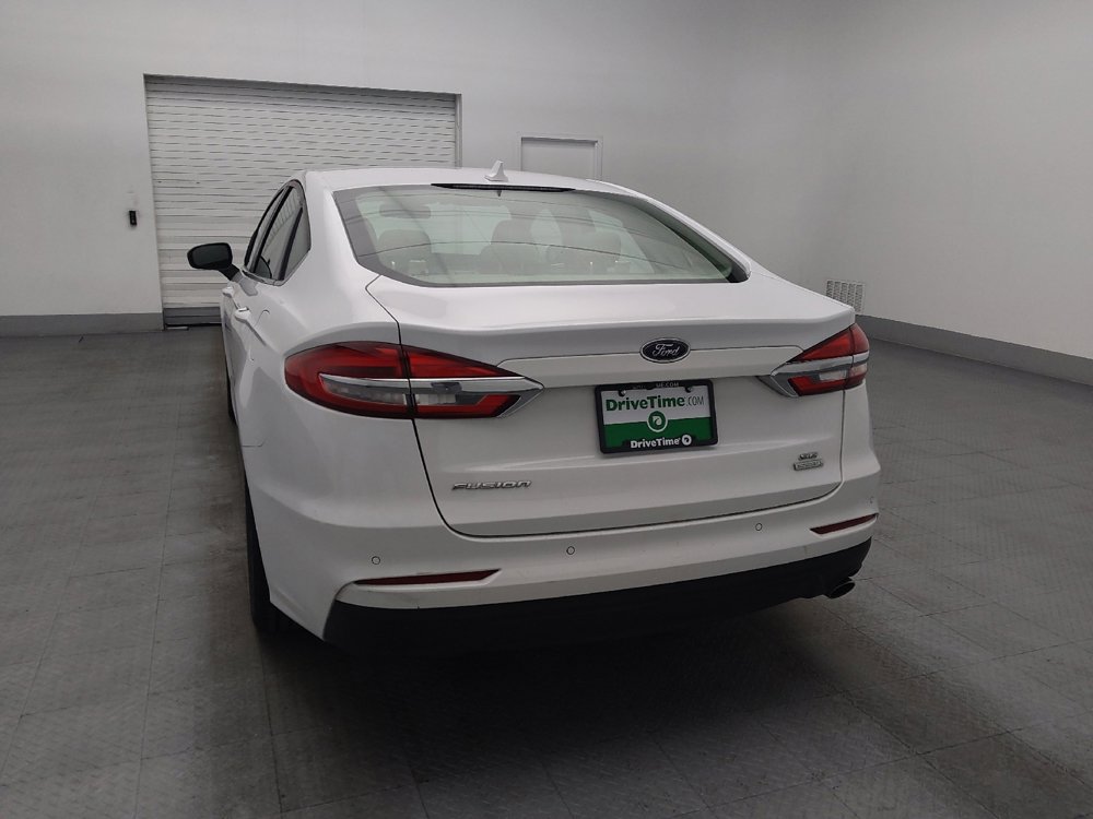 Used 2020 Ford Fusion SE FWD image 6