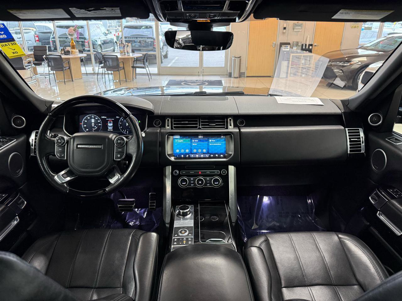 Used 2017 Land Rover Range Rover Supercharged image 12