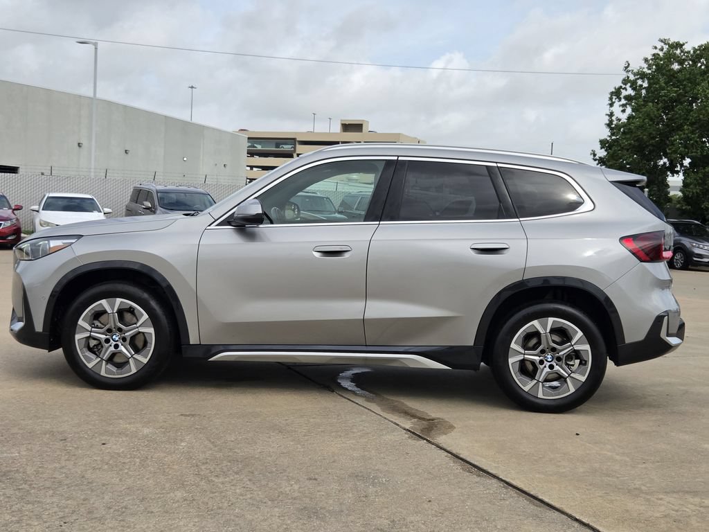 Used 2025 BMW X1 xDrive28i AWD/4WD image 6