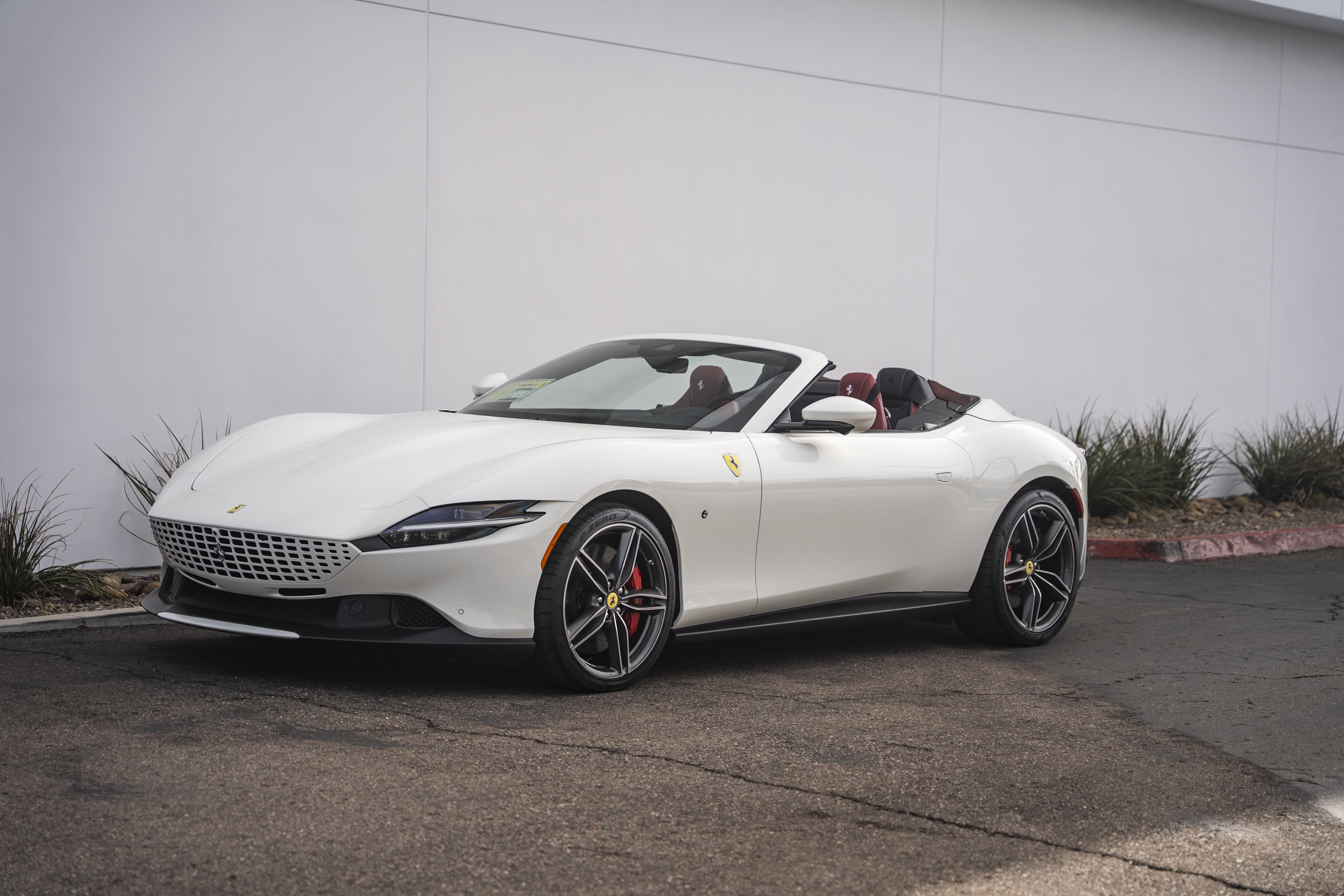 Used 2026 Ferrari Roma Spider RWD video 1