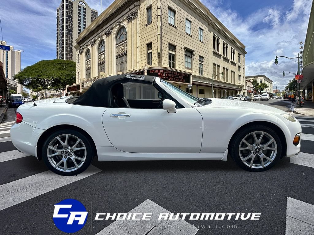 Used 2013 MAZDA MX-5 Miata Grand Touring RWD image 8