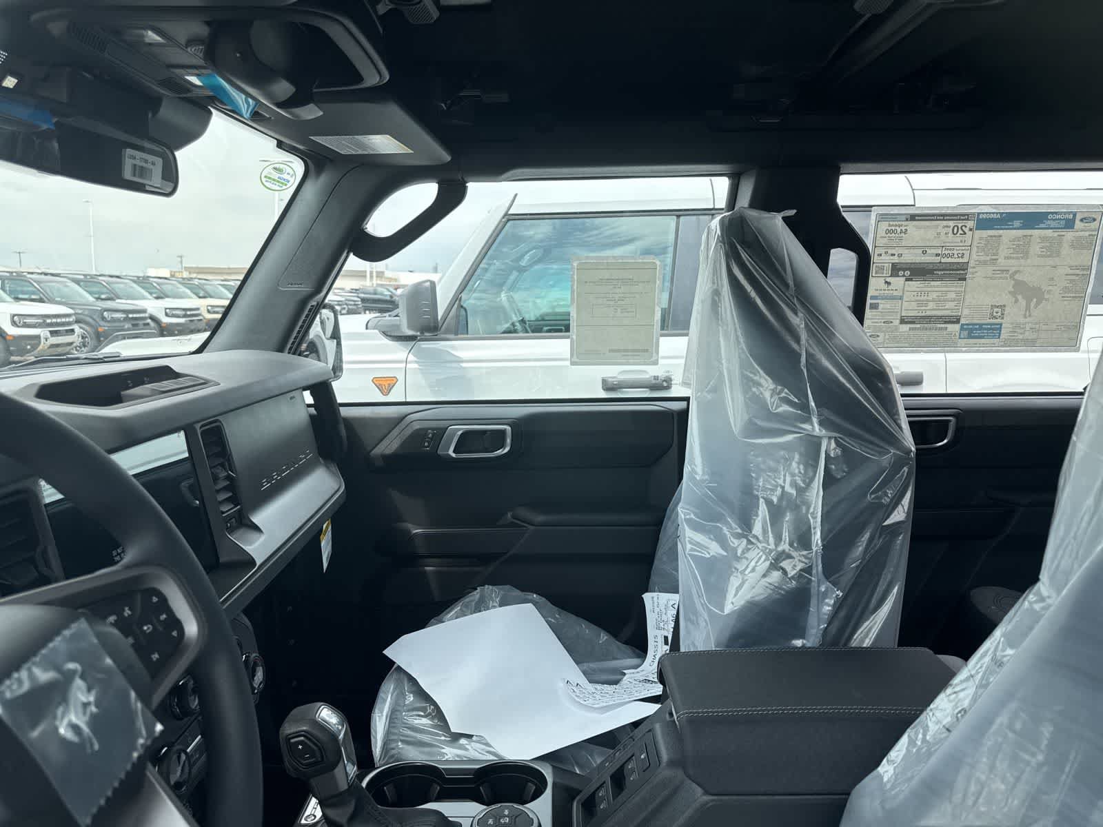 New 2026 Ford Bronco 4-Door AWD/4WD image 30
