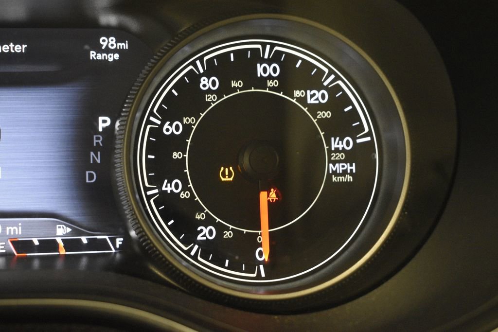 Used 2019 Jeep Cherokee Trailhawk w/ Cold Weather Group image 48