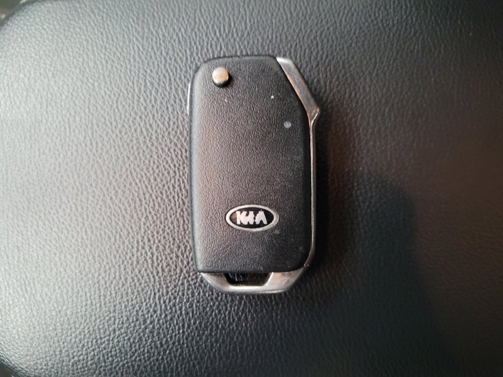 Used 2020 Kia Soul S FWD image 32