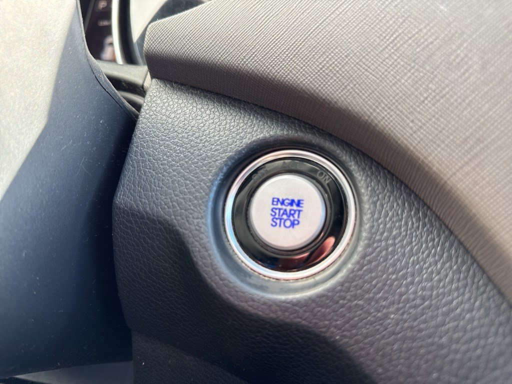 Used 2017 Hyundai Santa Fe SE w/ SE Ultimate Tech Package 03 image 19