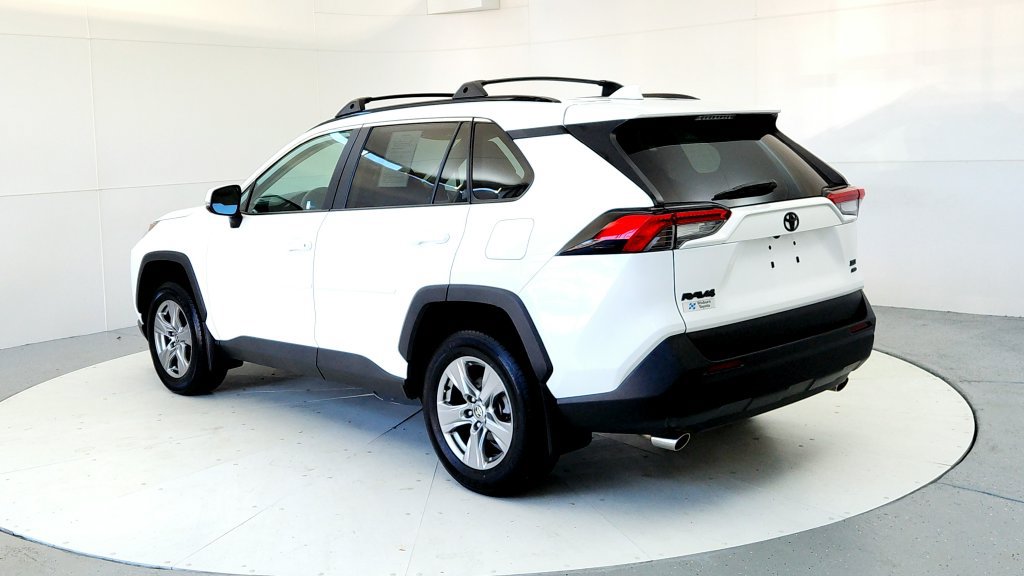 Used 2024 Toyota RAV4 XLE w/ Convenience Package AWD/4WD image 4