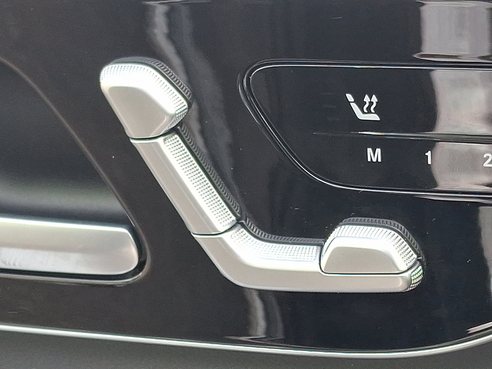 New 2026 Mercedes-Benz E 450 4MATIC Sedan image 20