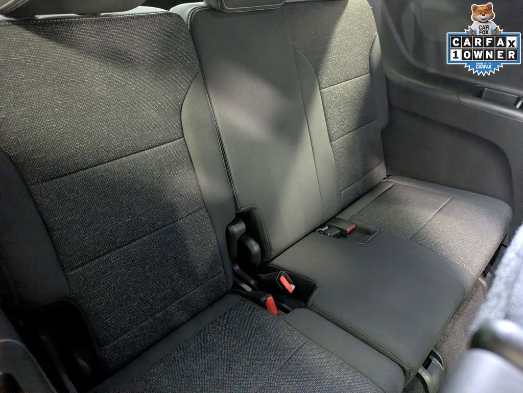 Used 2025 Chevrolet Traverse LT w/ Driver Confidence Package AWD/4WD image 27