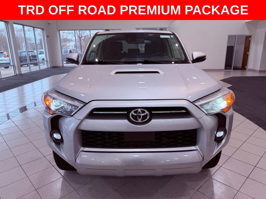 Used 2023 Toyota 4Runner TRD Off-Road Premium image 2