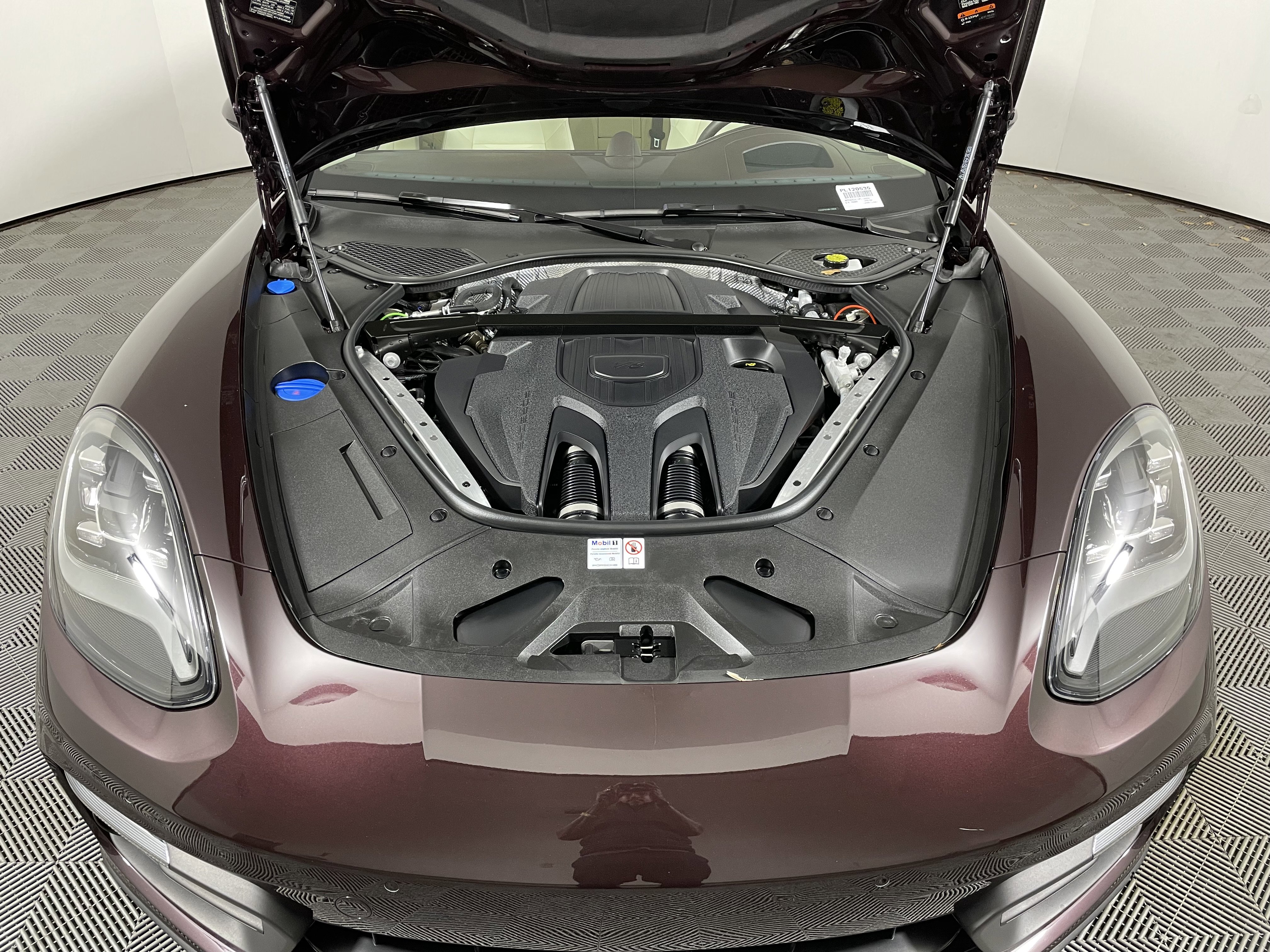 Certified 2023 Porsche Panamera 4 Platinum Edition w/ Assistance Package image 22