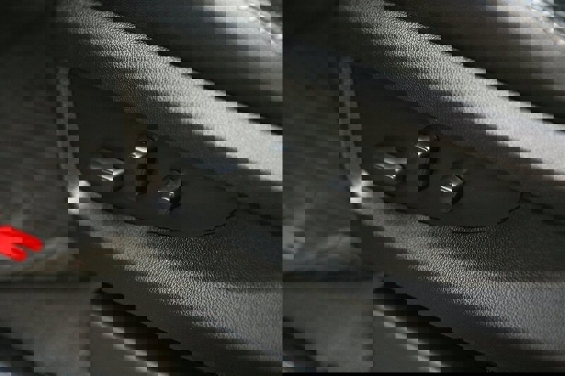 Used 2020 GMC Yukon SLT image 12