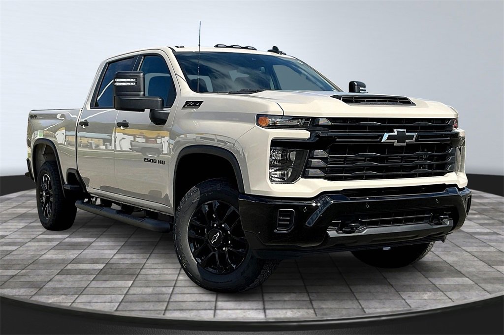 New 2026 Chevrolet Silverado 2500 Custom w/ Custom Value Package image 2