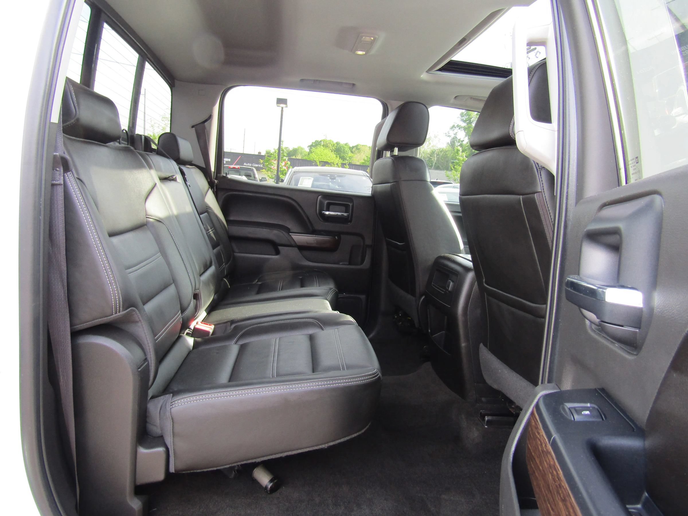 Used 2017 GMC Sierra 1500 Denali AWD/4WD image 16