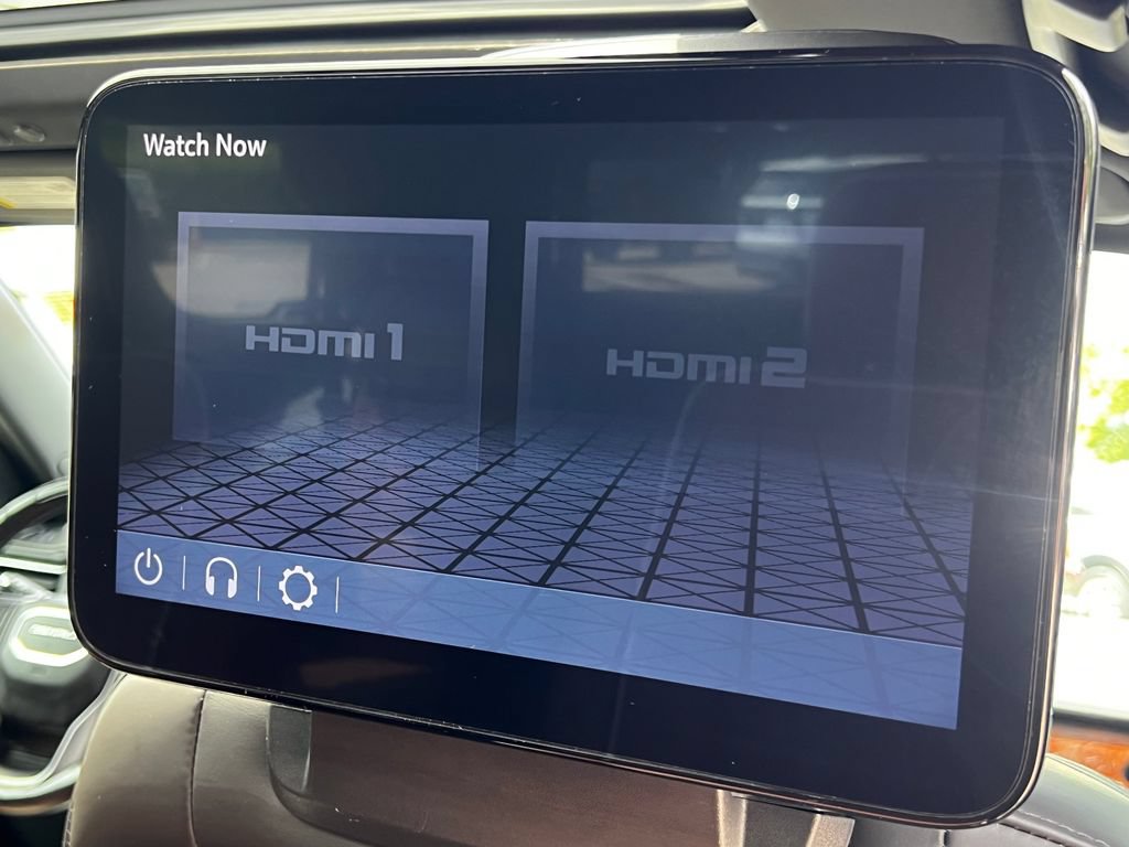 Used 2023 GMC Yukon Denali Ultimate AWD/4WD image 37